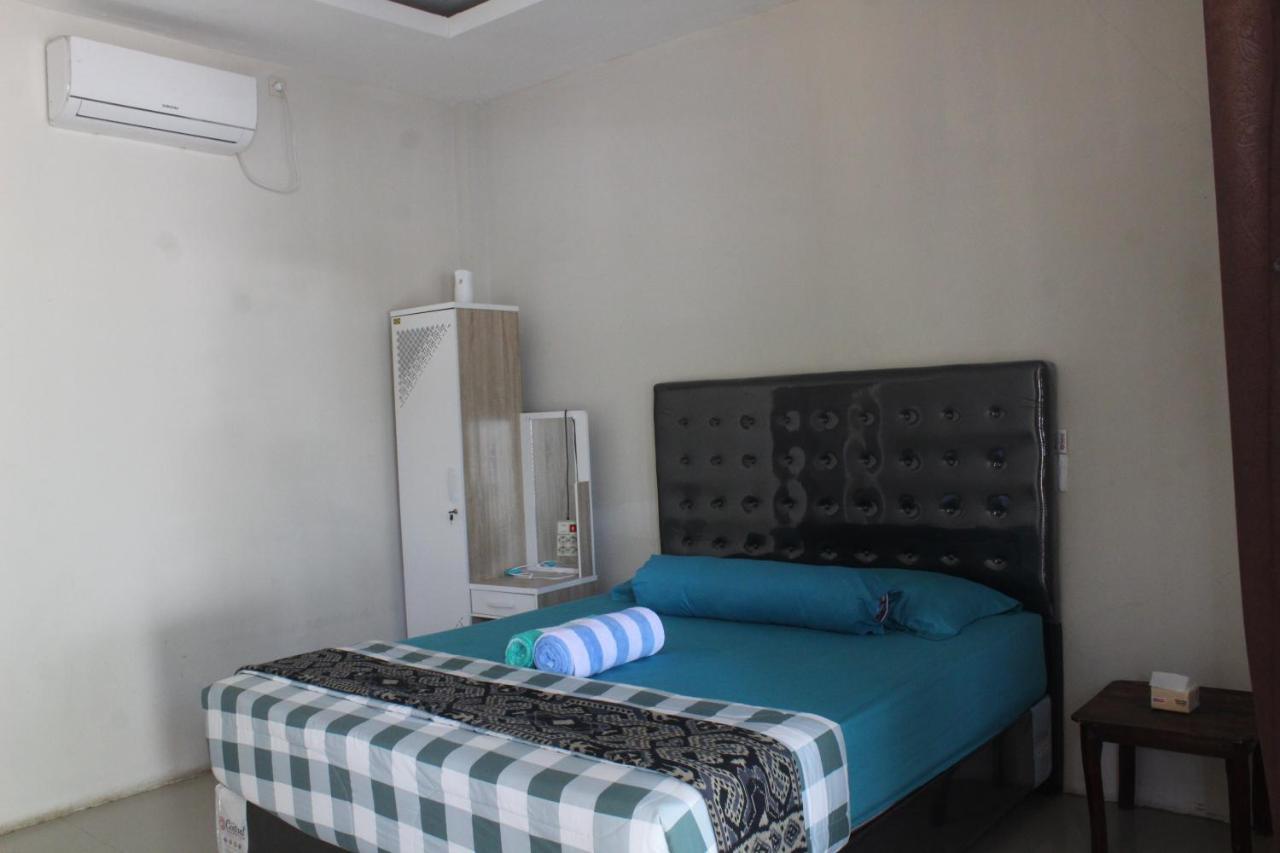Wl Guesthouse Labuan Bajo Buitenkant foto