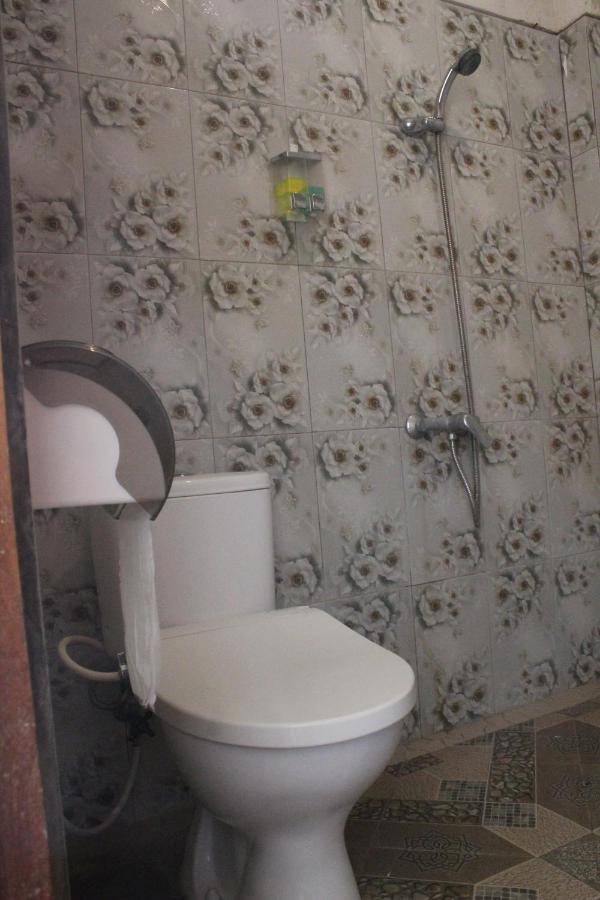 Wl Guesthouse Labuan Bajo Buitenkant foto