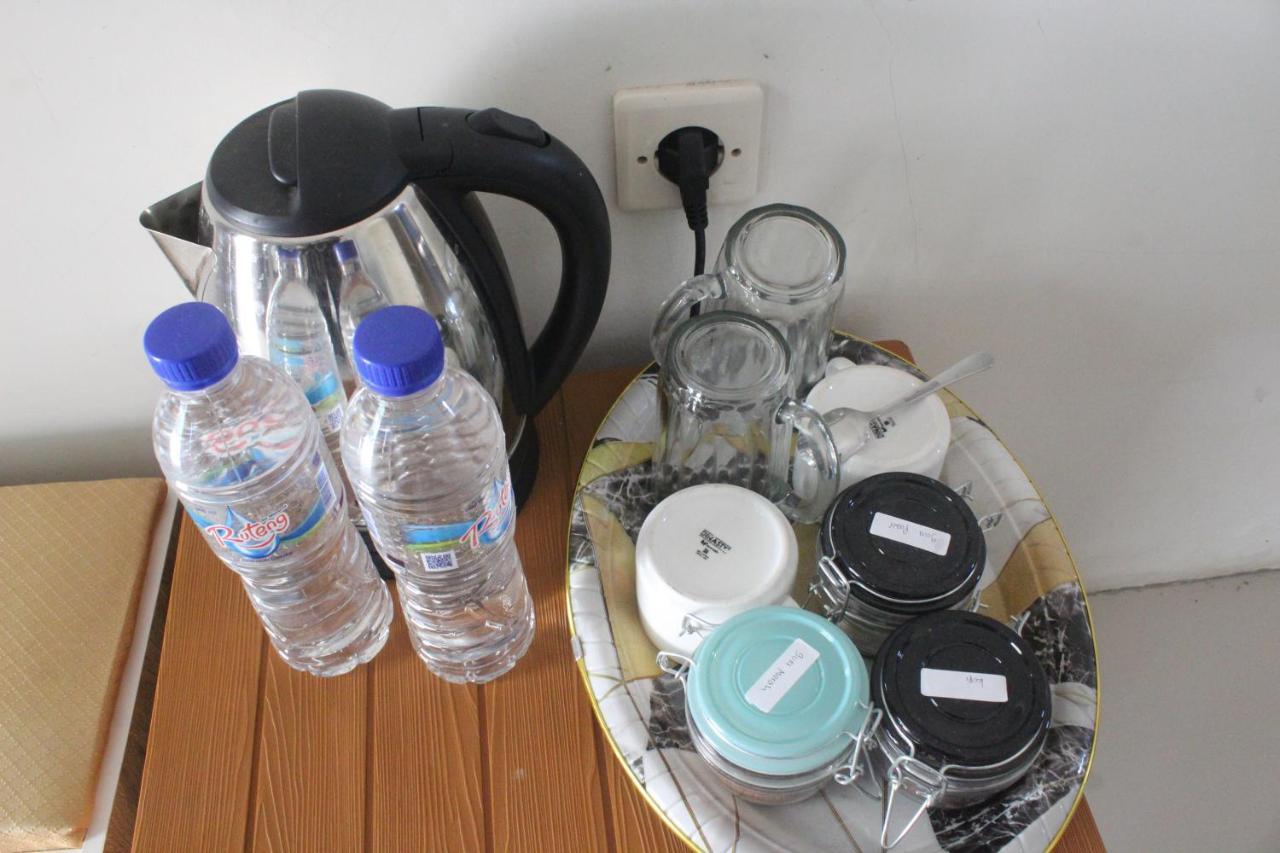 Wl Guesthouse Labuan Bajo Buitenkant foto