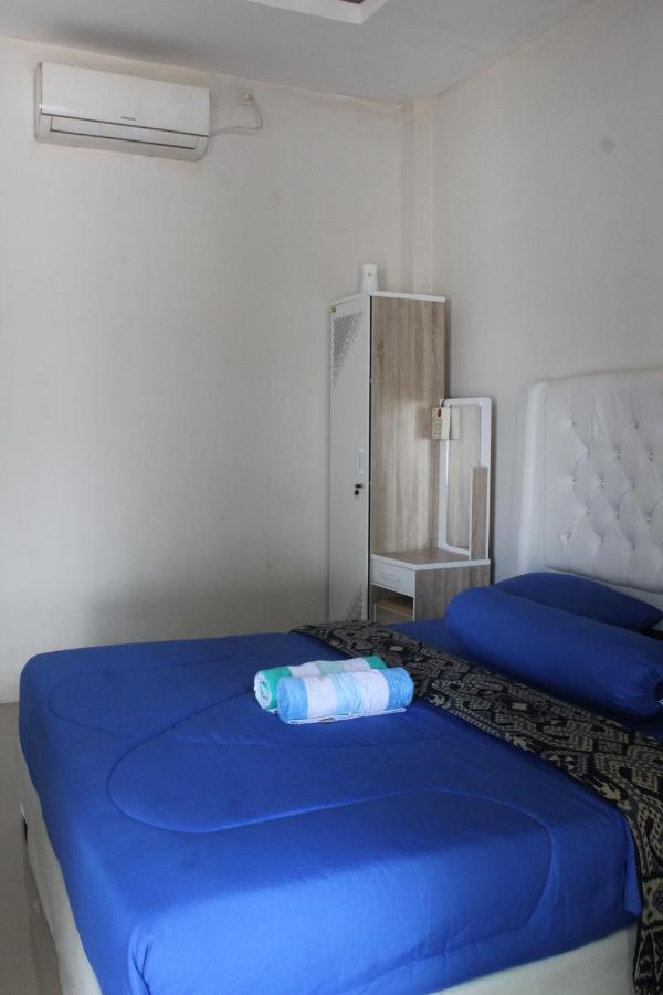 Wl Guesthouse Labuan Bajo Buitenkant foto